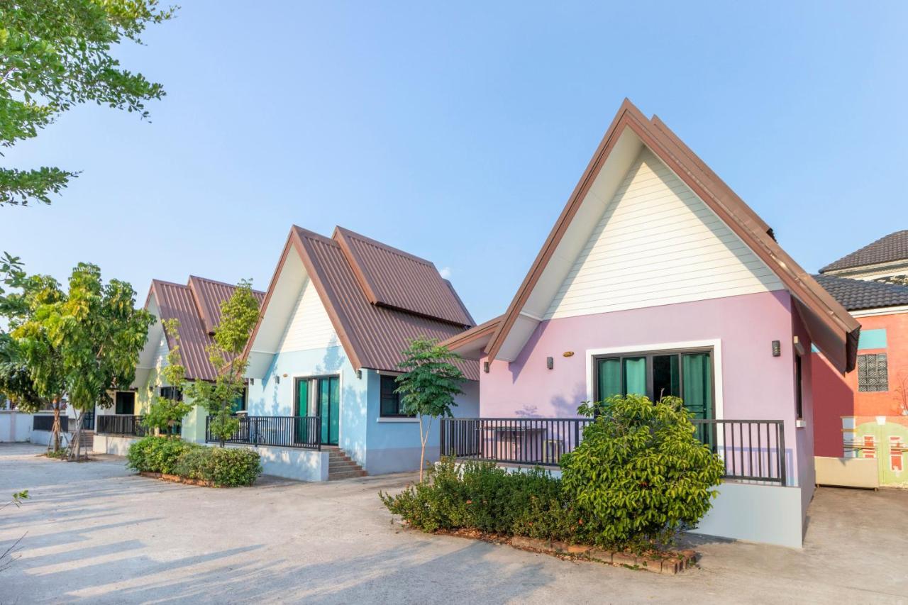 โอโย 798 เรือนมารีนา รีสอร์ต Hotel นครราชสีมา ภายนอก รูปภาพ